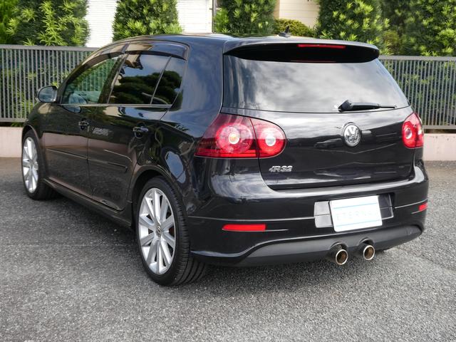 ゴルフ Ｒ３２　１オーナー車　禁煙車　４８９６０ｋｍ　天張り張替済　フルタイム４ＷＤ　取説　整備手帳　スペアキー　整備記録あり　黒革　シートヒーター　フルセグ　純正１８インチＡＷ　パドルシフト　キセノンライト　ＥＴＣ（12枚目）