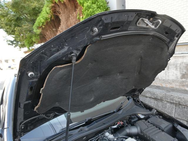 ゴルフ Ｒ３２　１オーナー車　禁煙車　４８９６０ｋｍ　天張り張替済　フルタイム４ＷＤ　取説　整備手帳　スペアキー　整備記録あり　黒革　シートヒーター　フルセグ　純正１８インチＡＷ　パドルシフト　キセノンライト　ＥＴＣ（46枚目）