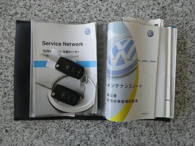 ゴルフ Ｒ３２　１オーナー車　禁煙車　４８９６０ｋｍ　天張り張替済　フルタイム４ＷＤ　取説　整備手帳　スペアキー　整備記録あり　黒革　シートヒーター　フルセグ　純正１８インチＡＷ　パドルシフト　キセノンライト　ＥＴＣ（51枚目）