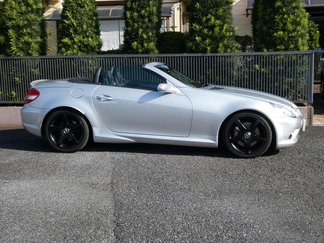 SLK SLK350 AMGスポーツエディション 電動オープン 禁煙 S記録10枚 48224km時ATオイル デフオイル交換歴 取説 整備手帳 スペアキー 黒革 シートヒーター エアスカーフ 純正18インチAW パドル 前後ソナー HID ETC(5枚目)