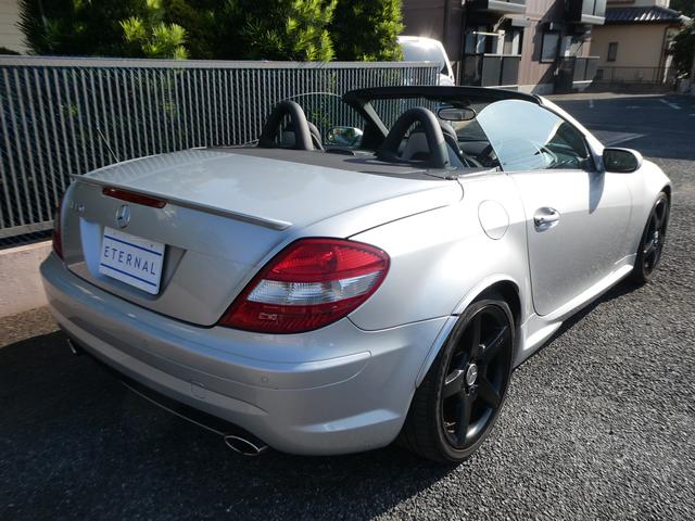 SLK SLK350 AMGスポーツエディション 電動オープン 禁煙 S記録10枚 48224km時ATオイル デフオイル交換歴 取説 整備手帳 スペアキー 黒革 シートヒーター エアスカーフ 純正18インチAW パドル 前後ソナー HID ETC(8枚目)
