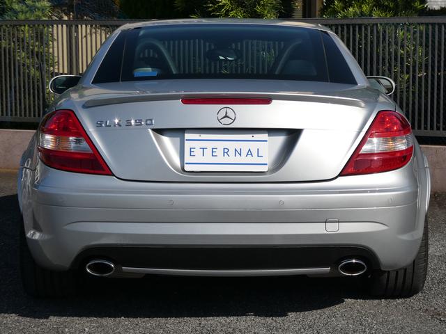 SLK SLK350 AMGスポーツエディション 電動オープン 禁煙 S記録10枚 48224km時ATオイル デフオイル交換歴 取説 整備手帳 スペアキー 黒革 シートヒーター エアスカーフ 純正18インチAW パドル 前後ソナー HID ETC(14枚目)