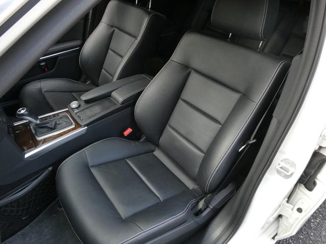 Eクラスステーションワゴン E250CGIブルーエフィシェンシーワゴン スマートキー Rエアサス交換済 整備記録7枚 黒革 SH パワーシート HDDナビ フルセグ BT 純正19インチAW Bカメ FRソナー 電動トランク HID ルーフレール Dレコ前後 ETC(29枚目)