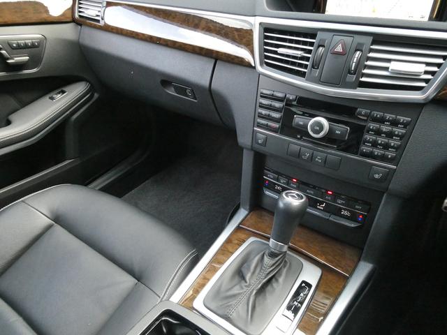 Eクラスステーションワゴン E250CGIブルーエフィシェンシーワゴン スマートキー Rエアサス交換済 整備記録7枚 黒革 SH パワーシート HDDナビ フルセグ BT 純正19インチAW Bカメ FRソナー 電動トランク HID ルーフレール Dレコ前後 ETC(31枚目)