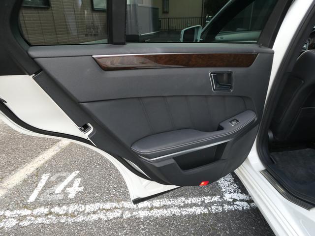 Eクラスステーションワゴン E250CGIブルーエフィシェンシーワゴン スマートキー Rエアサス交換済 整備記録7枚 黒革 SH パワーシート HDDナビ フルセグ BT 純正19インチAW Bカメ FRソナー 電動トランク HID ルーフレール Dレコ前後 ETC(47枚目)