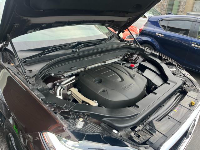 VOLVO XC60 D4 AWD MOMENTUM