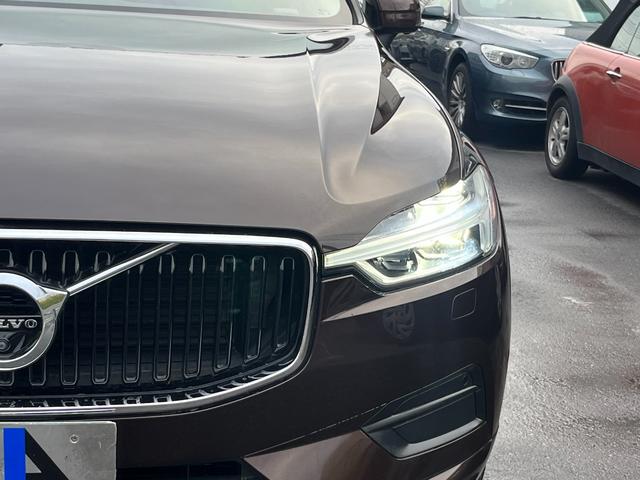 VOLVO XC60 D4 AWD MOMENTUM