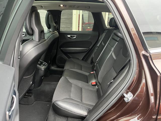 VOLVO XC60 D4 AWD MOMENTUM