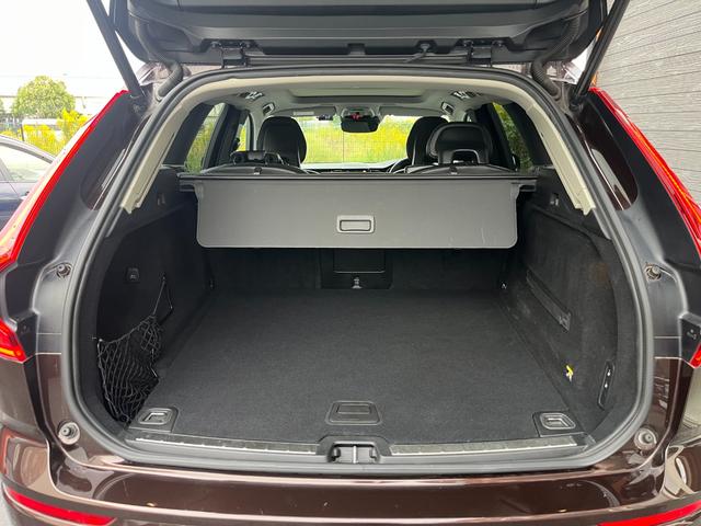 VOLVO XC60 D4 AWD MOMENTUM