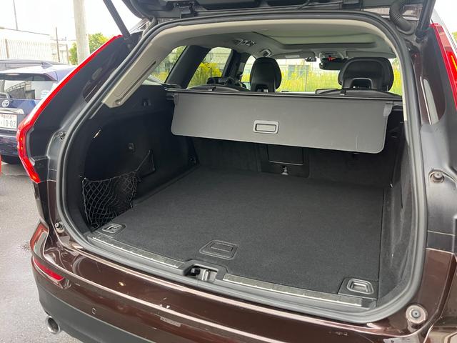 VOLVO XC60 D4 AWD MOMENTUM