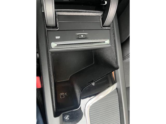 VOLVO XC60 D4 AWD MOMENTUM