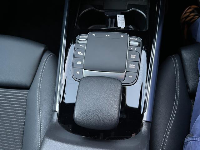 Bクラス B200d JAAA鑑定車/禁煙車/レーダーセーフティP/アダプティブクルーズコントロール/純正ナビ/バックカメラ/Bluetoothオーディオ/スペアキー×2(44枚目)