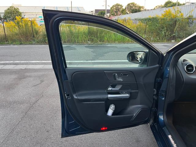 Bクラス B200d JAAA鑑定車/禁煙車/レーダーセーフティP/アダプティブクルーズコントロール/純正ナビ/バックカメラ/Bluetoothオーディオ/スペアキー×2(54枚目)