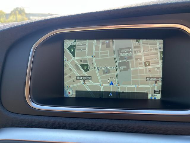 Ｖ４０ クロスカントリー　Ｄ４　サマム　１オーナー禁煙車／ＪＡＡＡ鑑定車／純正ナビ・地デジ・バックカメラ／ベージュ本革シート／アダプティブクルーズコントロール／衝突軽減／車線逸脱警告／ブラインドスポット／パークアシストパイロット（39枚目）