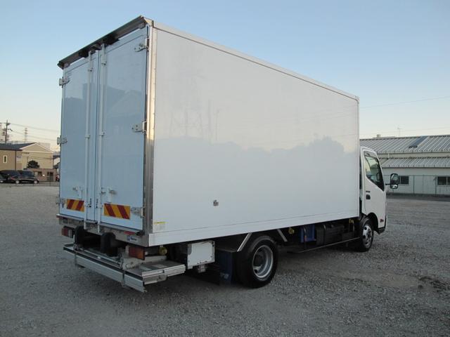 ロングWキャブ全低床 冷蔵冷凍車-5℃ 極東パワーゲート(8枚目)