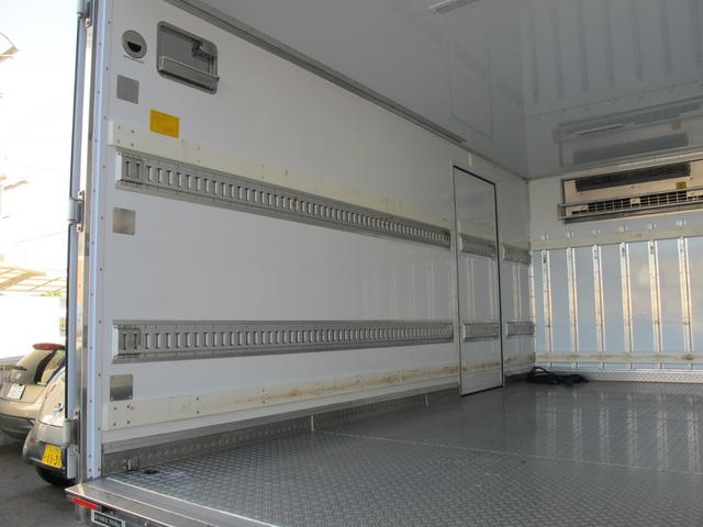 ロングWキャブ全低床 冷蔵冷凍車-5℃ 極東パワーゲート(17枚目)