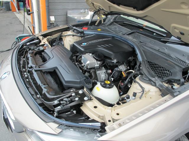３シリーズ ３２０ｉグランツーリスモ　モダン　ＪＡＡＡ鑑定車　１オーナー禁煙車　ベージュ本革シート＆シートヒーター＆パワーシート　コンフォートアクセス　パーキングサポート　パワーバックドア（12枚目）