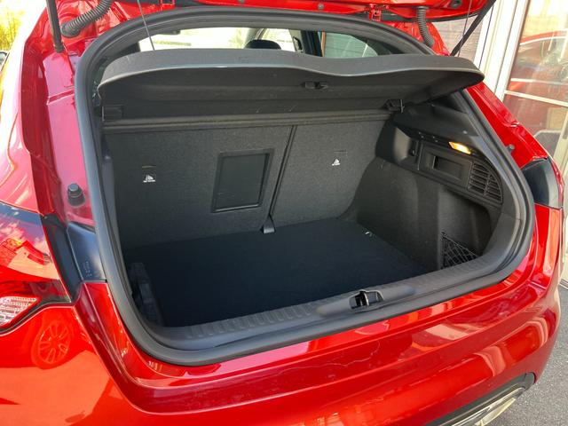 DS AUTOMOBILES DS4 CROSSBACK BLUE HDI