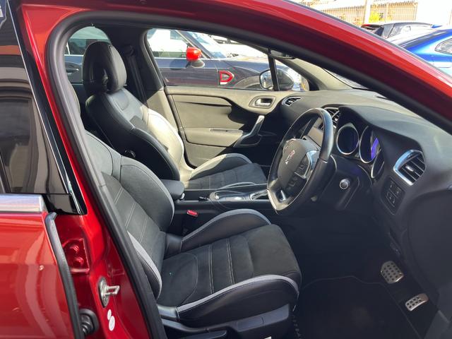 DS AUTOMOBILES DS4 CROSSBACK BLUE HDI