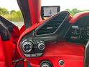 F1由来の技術が生む、変速の美学──それはただの移動手段ではなくドライビングそのものを芸術に変え、速さ・精度・快適さすべてを兼ね備えたF1 DCTが、フェラーリの魅力を手に取るように教えてくれます!
