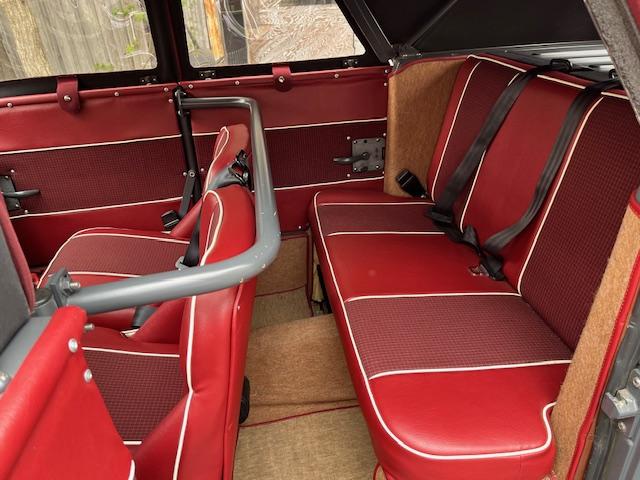 イギリスその他 　インターメカニカＩＭ－ＴＹＰ８２　キューベルワーゲン　１６００ｃｃ　ＶＷエンジン空冷　内装、幌（モヘア）レストア済みＭ／Ｔ．トノカバー　ディーラー車　インターメカニカ社生産１号車（10枚目）
