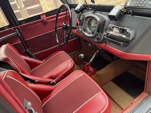イギリスその他 　インターメカニカＩＭ－ＴＹＰ８２　キューベルワーゲン　１６００ｃｃ　ＶＷエンジン空冷　内装、幌（モヘア）レストア済みＭ／Ｔ．トノカバー　ディーラー車　インターメカニカ社生産１号車（14枚目）