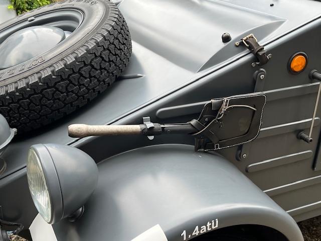 イギリスその他 　インターメカニカＩＭ－ＴＹＰ８２　キューベルワーゲン　１６００ｃｃ　ＶＷエンジン空冷　内装、幌（モヘア）レストア済みＭ／Ｔ．トノカバー　ディーラー車　インターメカニカ社生産１号車（28枚目）