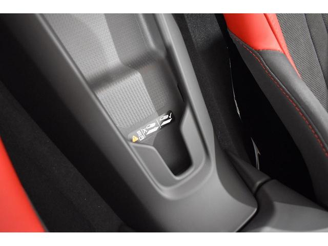 シボレーコルベット ３ＬＴ　１オーナー　禁煙車　ユーザー様買取車　レッドブラック内装　フロントリフター　レッドブレーキキャリパー　カーボンルーフ　ＬＥＤヘッドライト　クラウドナビ　コンペティションバケットシート　ＢＯＳＥサウンド（34枚目）