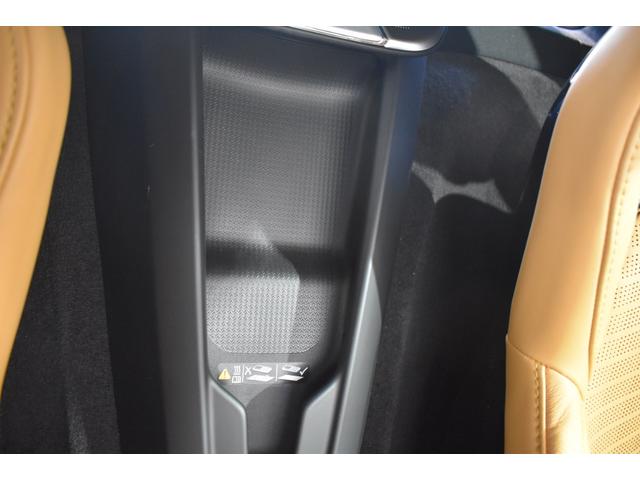 シボレーコルベット ２ＬＴ　当店管理ユーザー様下取りワンオーナー　禁煙車　メモリー機能付パワーシート　シートヒーター＆ベンチレーション　ステアリングヒーター　リアカメラミラー　ＢＯＳＥサウンド　スマートキー　ブレンボ製キャリパー（30枚目）