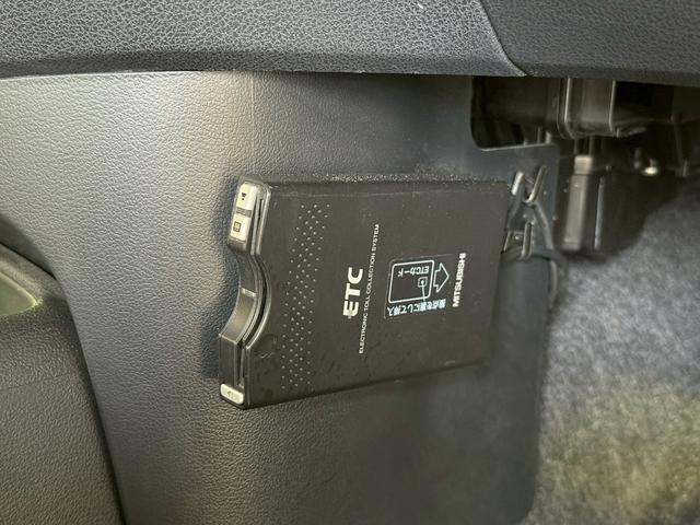 ビュート １２ＳＴ　メイクアップ車両　ＥＴＣ付き　キーレスエントリー　ナビ　ＴＶ付　内装アイボリー変更（38枚目）