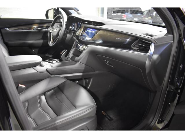 キャデラックＸＴ６ プラチナム　法人ワンオーナー　正規ディーラー車　禁煙　シートヒーター＆ベンチレーション　パノラマサンルーフ　ＢＯＳＥサウンドシステム　ヘッドアップディスプレイ　リアカメラミラー　ブラインドスポットモニター　ＥＴＣ（15枚目）
