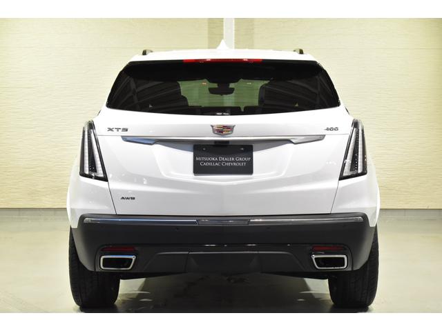 キャデラックXT5 プラチナムスポーツ 当店デモカーアップ 点検記録簿発行 認定中古車 ヘッドアップディスプレイ Bossスピーカー AppleCarPlay/AndroidAuto 純正エンジンスタータ オートクルーズコントロール ETC(8枚目)