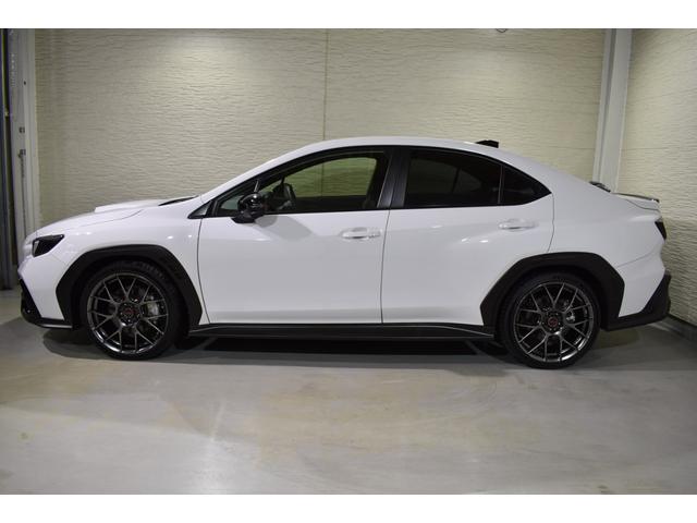 WRX S4 STIスポーツシャープ STI スポーツシャープ 500台限定車 点検記録簿付 下取り車 禁煙車 レカロシート シートヒーター ハーマンカードンサウンドシステム アイサイトX 純正11.6インチナビ ライブレコーダー(7枚目)