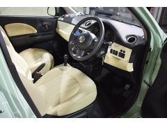 お客様に高品質な商品をお届する為に、全車鑑定済みで御座います。第三者を介し客観的観点から自動車の状態を確認しています。 4