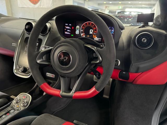 マクラーレン 570S MEOカーボンエクステリアパック フロント