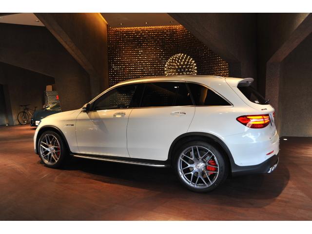 GLC63 S 4マチック+(4枚目)