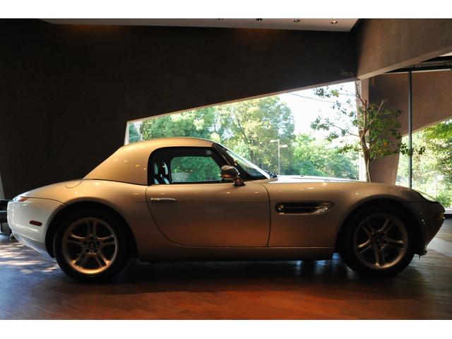 ＢＭＷ Ｚ８