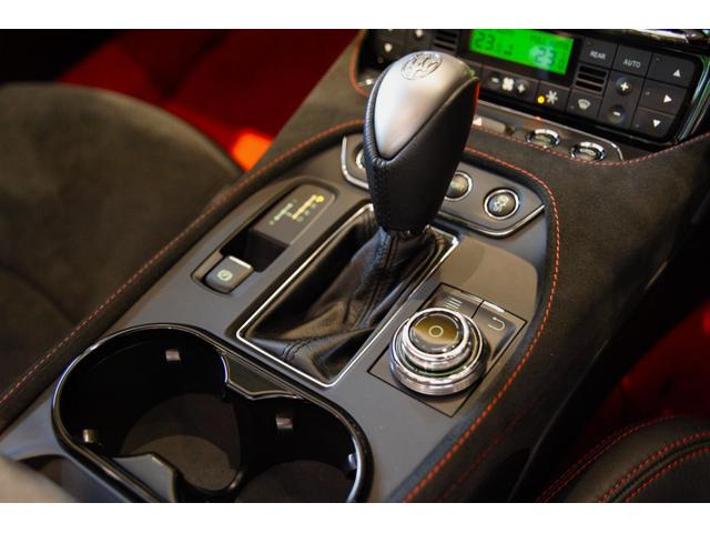 グランカブリオ ＭＣ　ＳＰカラー「ビアンコ・バードゲージ」ネイビー幌２０インチＭＣデザインアルミホイール　Ｈａｒｍａｎ　Ｋａｒｄｏｎ　可変エキゾーストシステム（18枚目）
