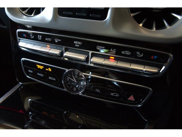 Ｇクラス Ｇ４００ｄ　ＡＭＧライン　ＡＭＧライン　レーダーセーフティパッケージ　マルチビームＬＥＤヘッドライト　スライディングルーフ　サイドストリップライン（ブラッシュドアルミニウム）　ＡＭＧスポーツステアリング　シートヒーター（13枚目）