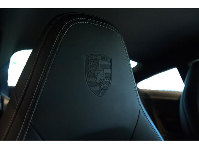911 PASM エントリー&ドライブシステム レザーPKG ホワイトステッチ 14Wayパワーシート ACC レーンチェンジアシスト レーンキープアシスト Apple CarPlay ETC(22枚目)