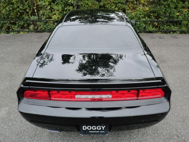 ダッジ・チャレンジャー 　２０１３年式　２０アルミホイール　ブラックレザーシート　パワーシート　キーレスエントリー　ＥＴＣ（16枚目）