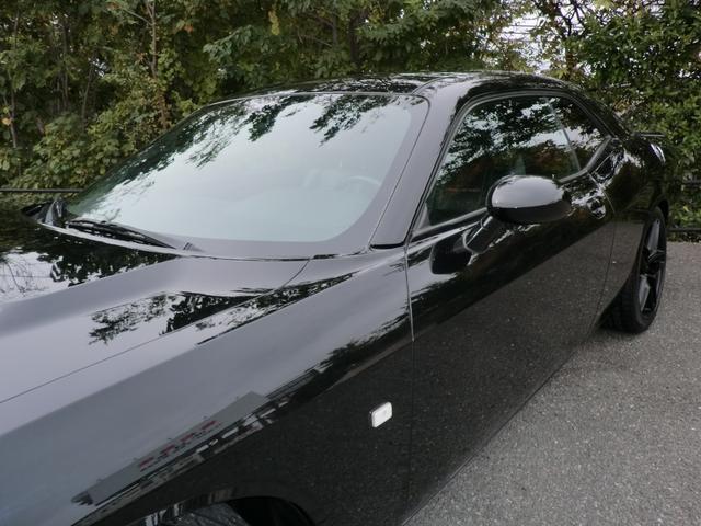 ダッジ・チャレンジャー 　２０１３年式　２０アルミホイール　ブラックレザーシート　パワーシート　キーレスエントリー　ＥＴＣ（23枚目）