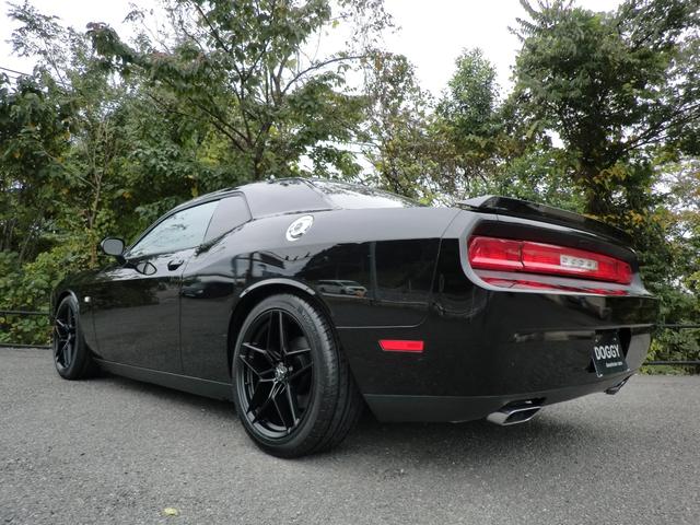 ダッジ・チャレンジャー 　２０１３年式　２０アルミホイール　ブラックレザーシート　パワーシート　キーレスエントリー　ＥＴＣ（56枚目）