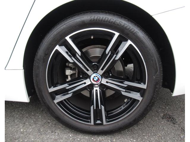3シリーズ 320d xDrive Mスポーツ 純正HDDナビゲーション アクティブクルーズコントロール 全方位カメラ 衝突軽減ブレーキ18インチアルミホイール コーナーセンサー(10枚目)