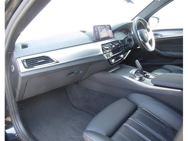 5シリーズ 523d xDriveツーリング Mスピリット ブラックレザー ヘッドアップディスプレイ 前後シートヒーター ACC パーキングアシスト アンビエントライト 全国2年保証(28枚目)