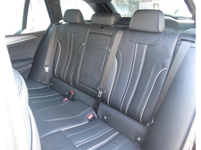 5シリーズ 523d xDriveツーリング Mスピリット ブラックレザー ヘッドアップディスプレイ 前後シートヒーター ACC パーキングアシスト アンビエントライト 全国2年保証(29枚目)