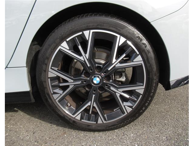 1シリーズ 120d Mスポーツ HDDナビゲーション 衝突軽減ブレーキ アクティブクルーズコントロール 18インチアルミホイール 電動リヤゲート 電動シート(10枚目)