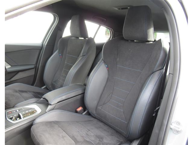 1シリーズ 120d Mスポーツ HDDナビゲーション 衝突軽減ブレーキ アクティブクルーズコントロール 18インチアルミホイール 電動リヤゲート 電動シート(23枚目)