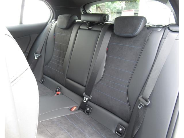 1シリーズ 120d Mスポーツ HDDナビゲーション 衝突軽減ブレーキ アクティブクルーズコントロール 18インチアルミホイール 電動リヤゲート 電動シート(25枚目)