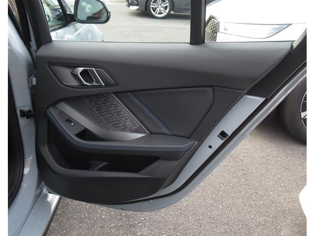 1シリーズ 120d Mスポーツ HDDナビゲーション 衝突軽減ブレーキ アクティブクルーズコントロール 18インチアルミホイール 電動リヤゲート 電動シート(45枚目)